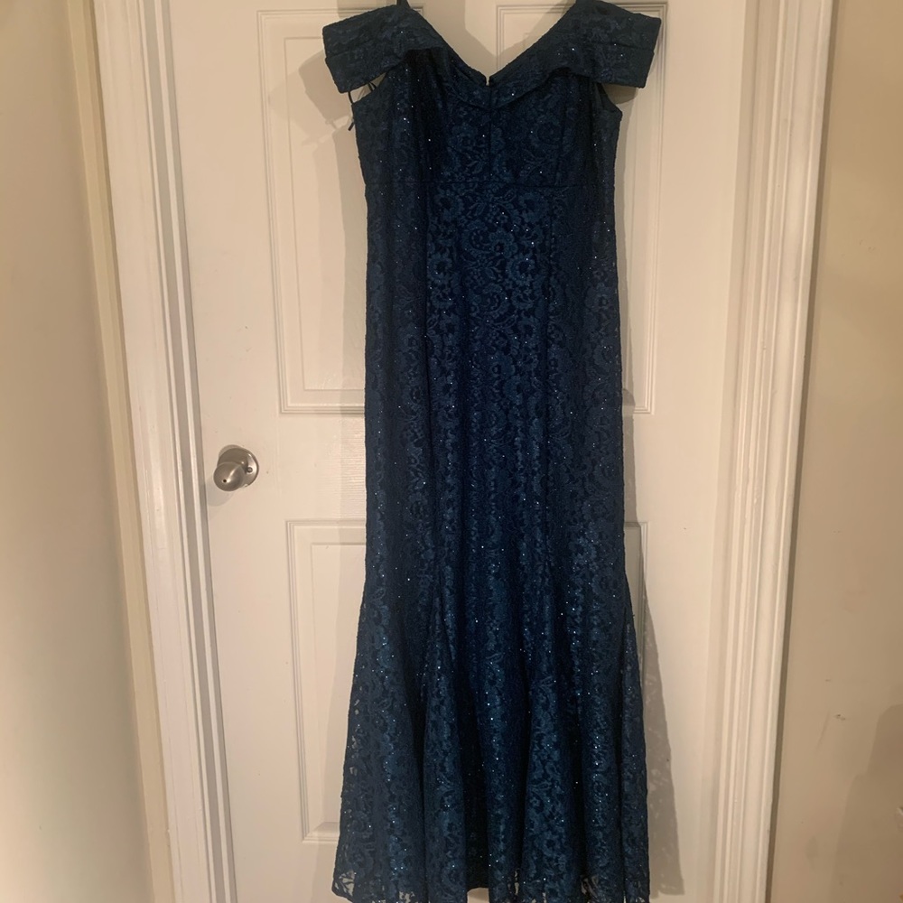 Glitter lace evening dress